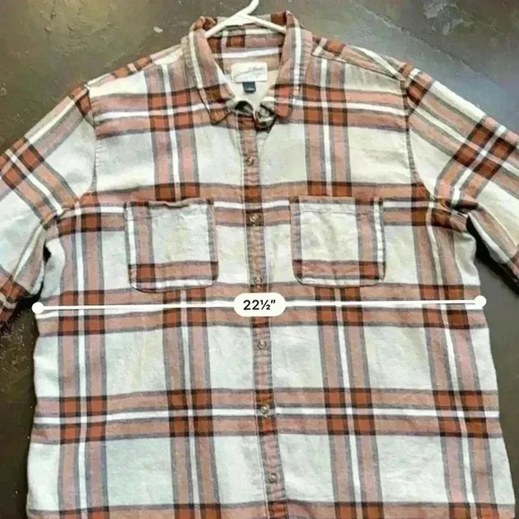 Universal Thread Plaid Top (O5) - Picture 4 of 8